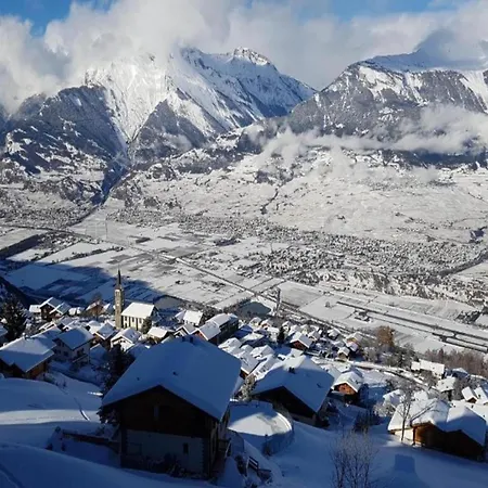 With Balcony Views Of Nendaz *