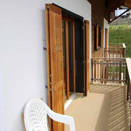 With Balcony Views Of Nendaz *